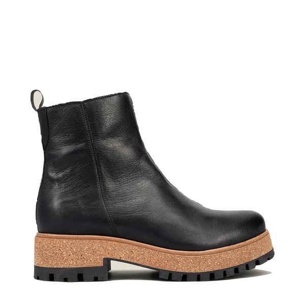 Taos Women's Downtown Heeled Leather Boot in Black