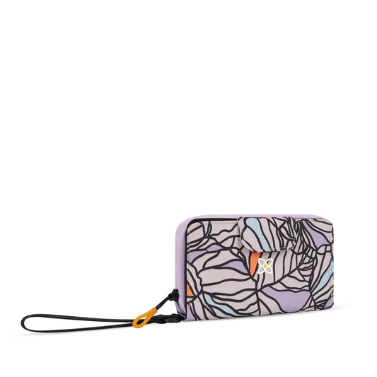 Sherpani Tulum Zip Wristlet Wallet in Bloom