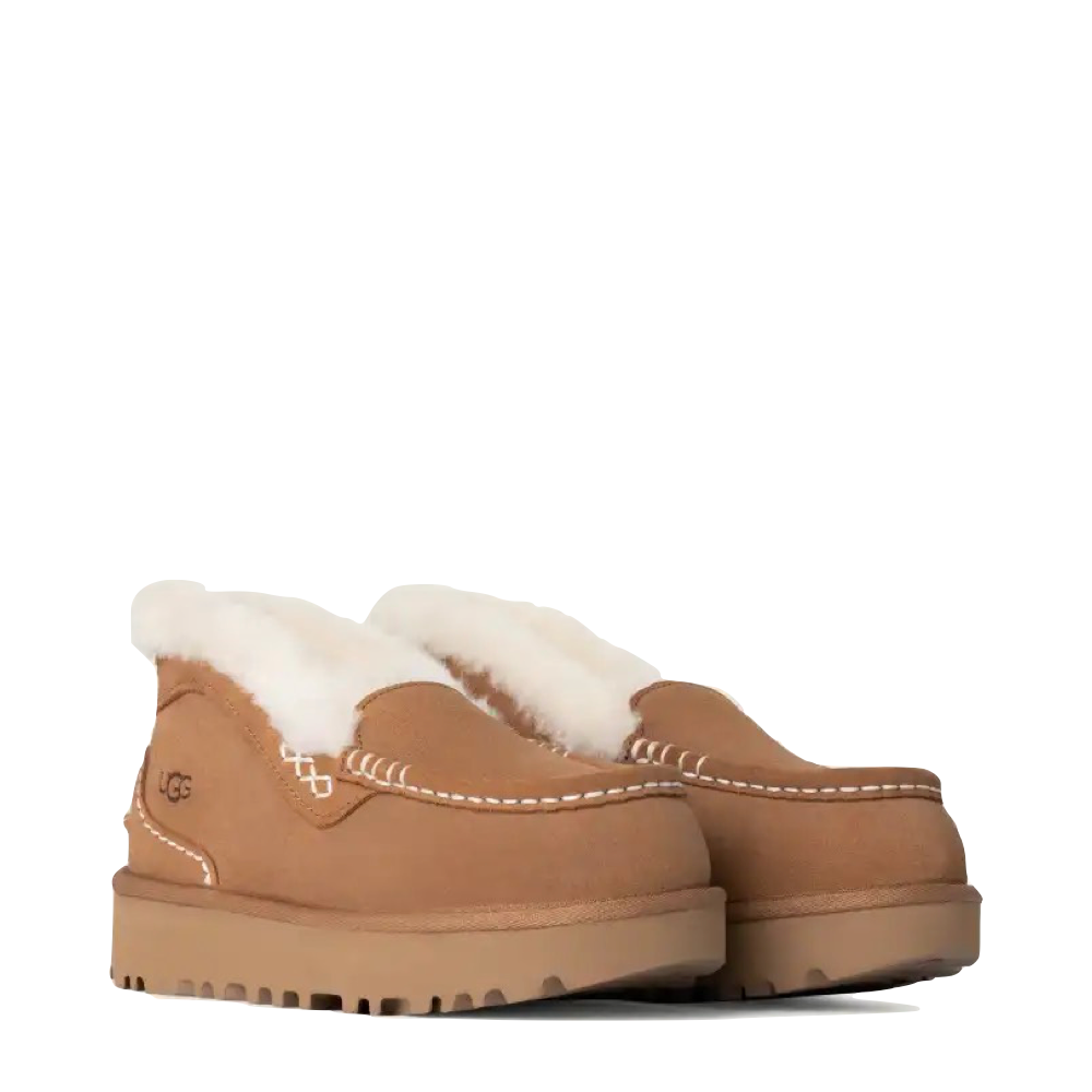 Toe view of Ugg Ansley Parc for women.