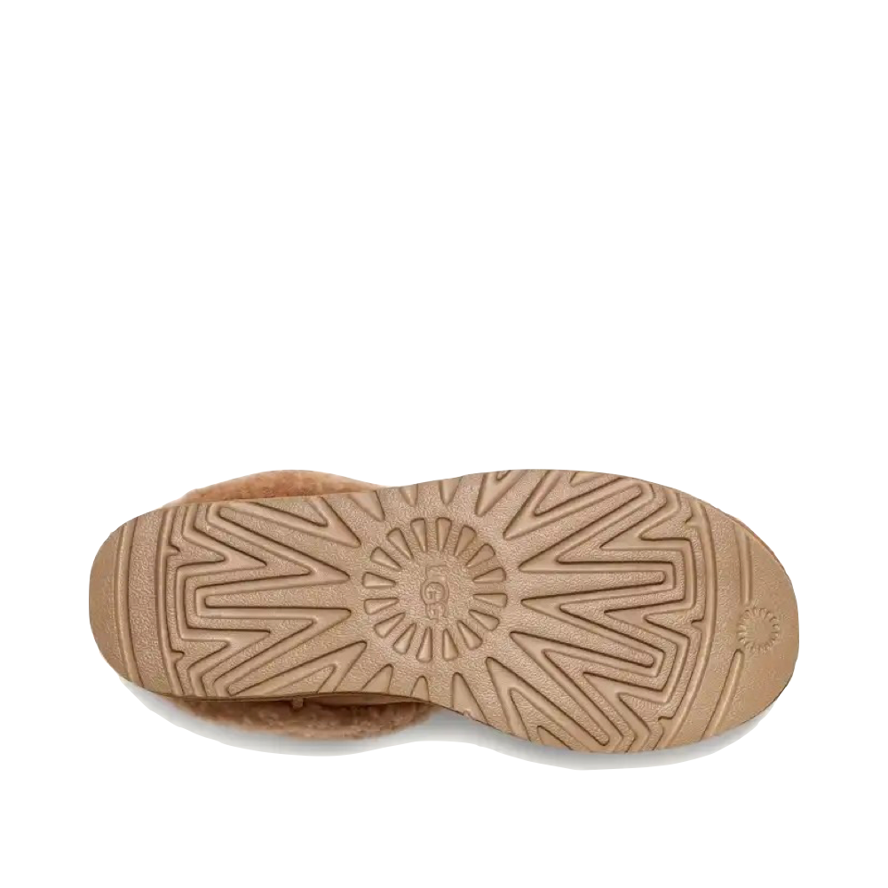 Bottom view of Ugg Classic Ultra Mini Maxi Curly Boot for women.