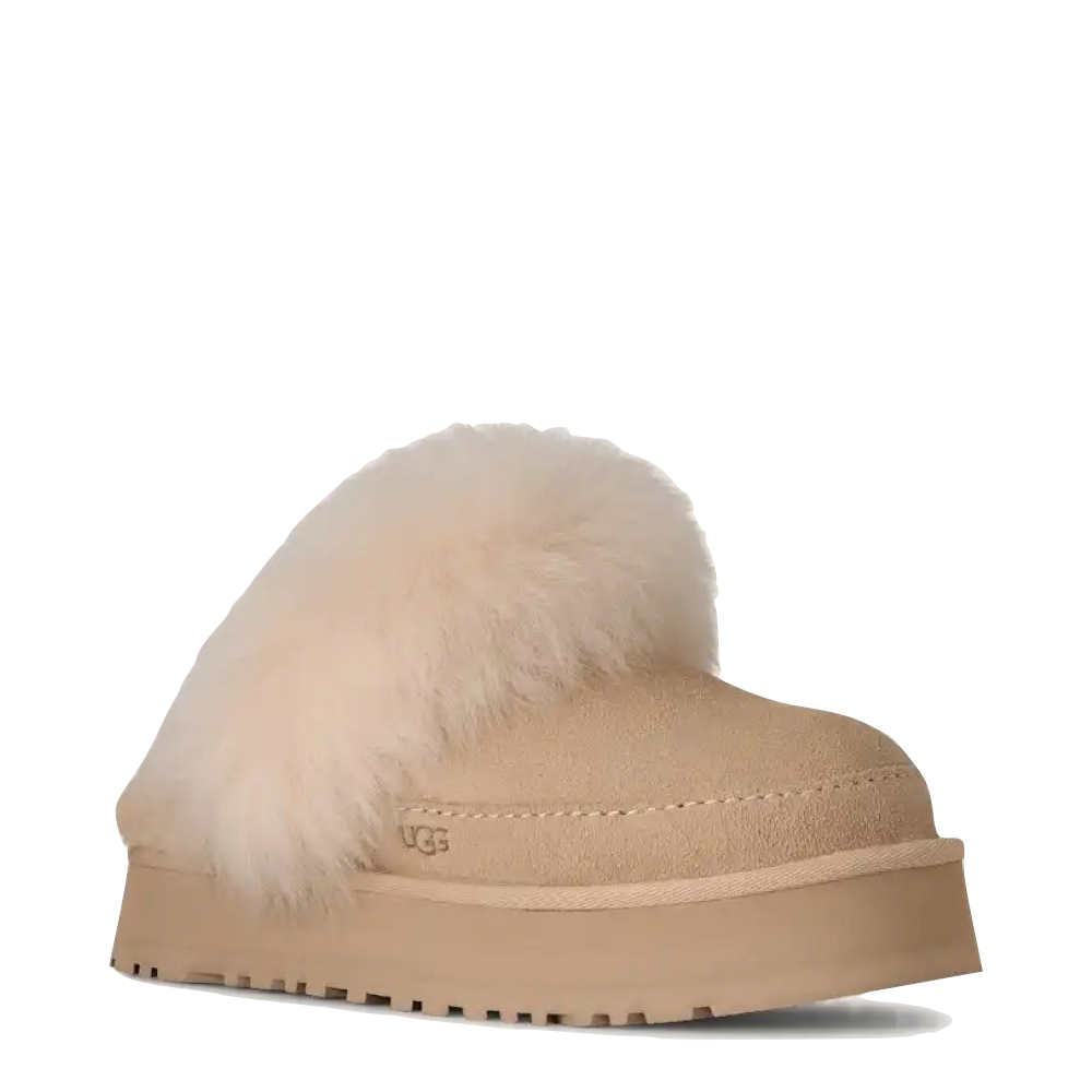 Toe view of Ugg Disquette Chalet Slipper for women.