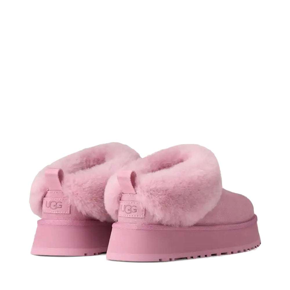 Heel view of Ugg Tazzelle Clog for women.