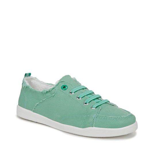 Mudguard and Toe view of Vionic Pismo Canvas Sneaker for women.