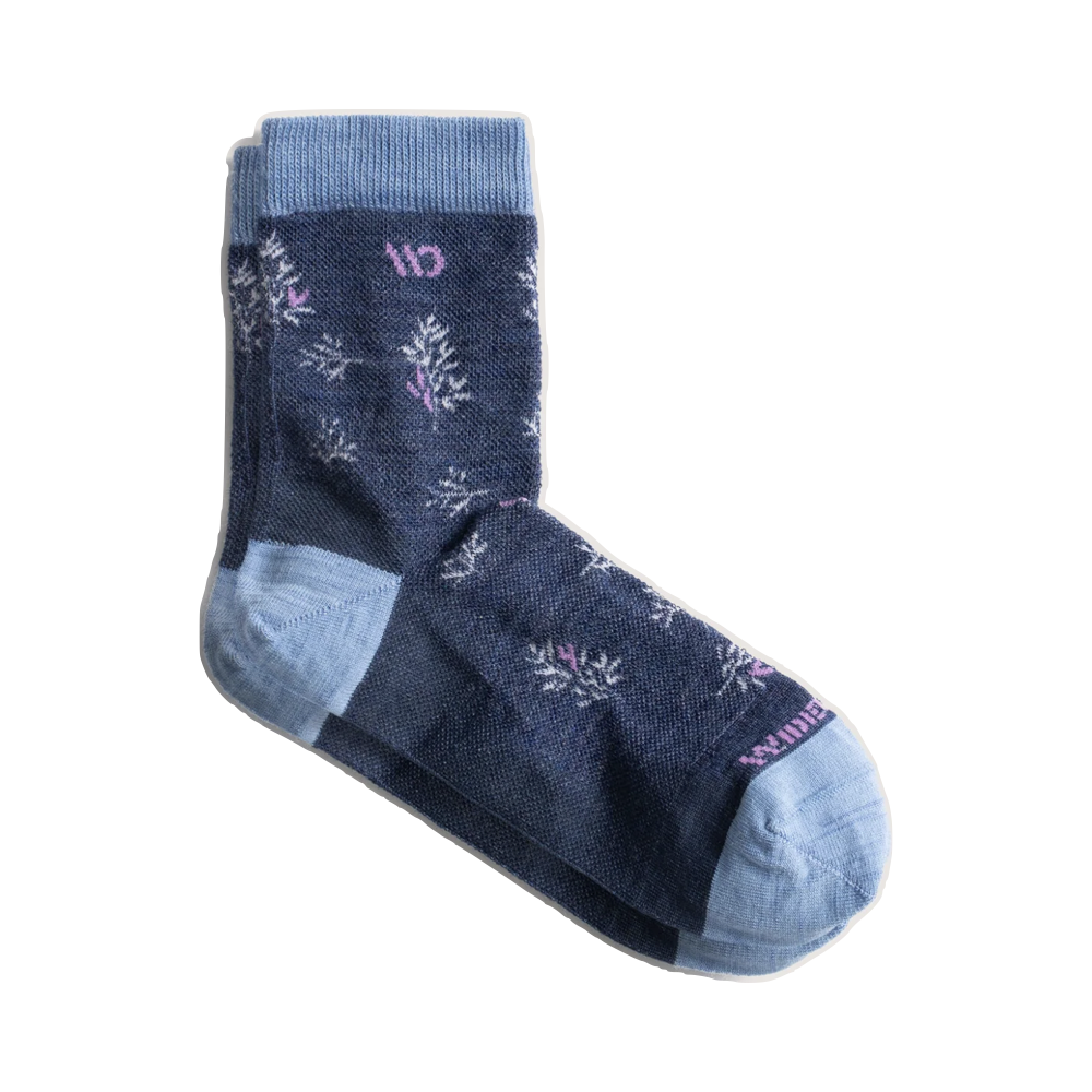 Side (right) view of Wide Open by Darn Tough Foliage No Cushion Micro Crew Sock for women.