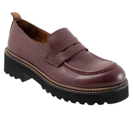 Bueno Women's Annie Leather Loafer in Merlot