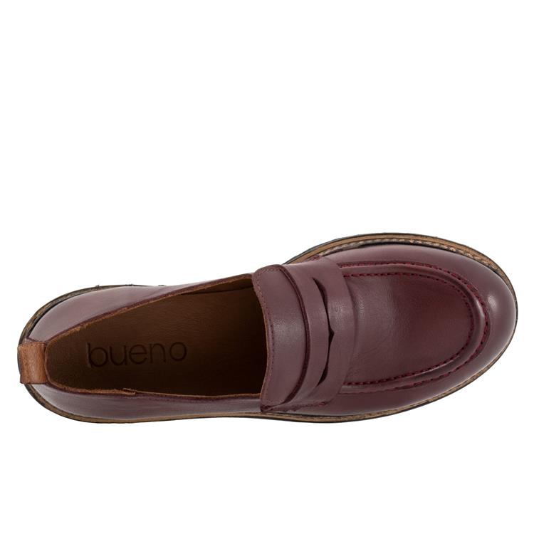 Bueno Women's Annie Leather Loafer in Merlot