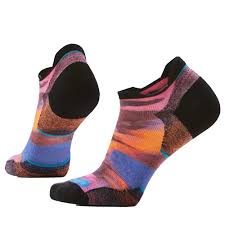 Smartwool Women's Run Brushed Print Targeted Cushion Low Ankle Socks in Garden Pink