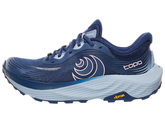 Topo Women's Ultraventure 5 Sneaker in Navy/Light Blue