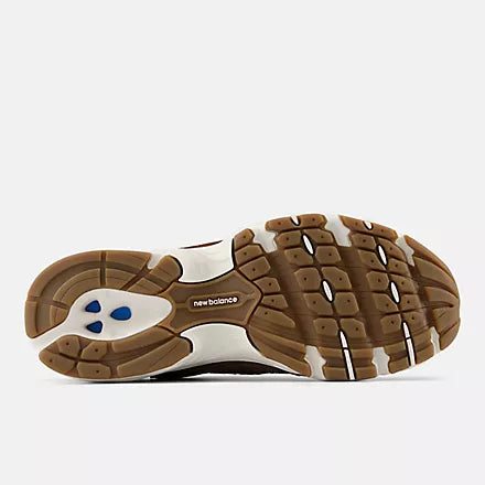 New Balance Women's 530 Lifestyle Sneaker in Pumpernickel with Sea Salt
