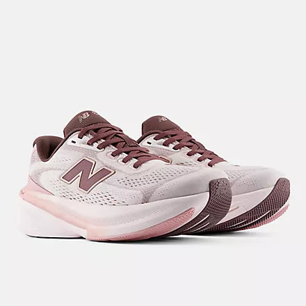 New Balance Women's Fresh Foam X 860v15 Sneaker in Pink Salt with Pebble