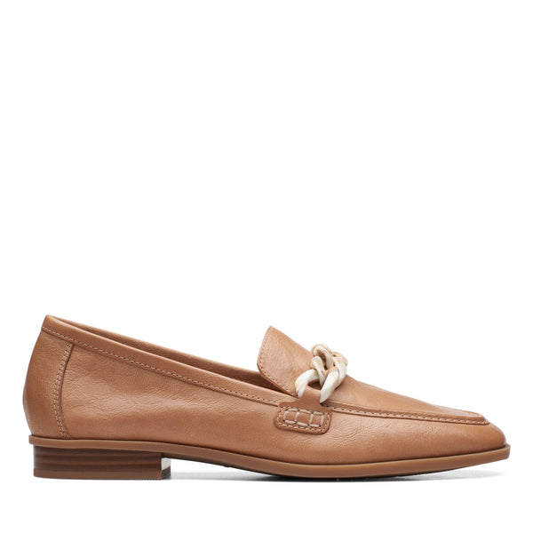 Clarks Women's Sarafyna Iris Loafer (Nougat Tan)