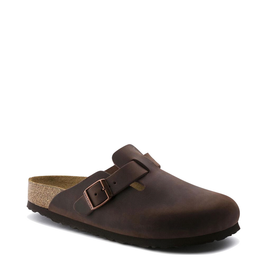 Toe view of Birkenstock Boston Soft Footbed Oiled Leather Clog for unisex.