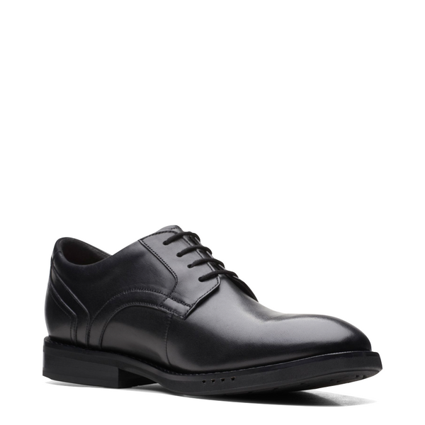 Clarks Men's Un Hugh Leather Lace Dress Shoe in Black