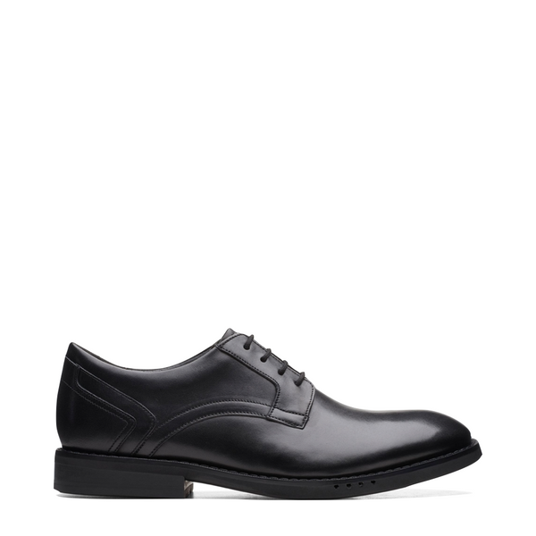 Clarks Men's Un Hugh Leather Lace Dress Shoe in Black