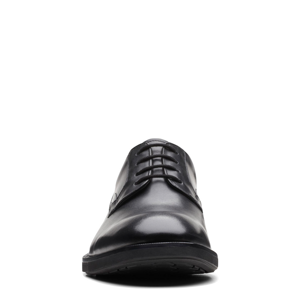 Clarks Men's Un Hugh Leather Lace Dress Shoe in Black