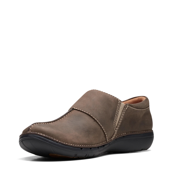 Clarks Women's Un.Loop Ave Oiled Leather Slip On Shoes in Taupe