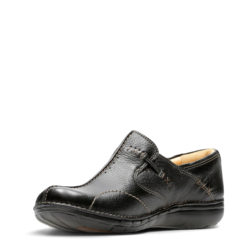 Reverse Mudguard and Toe view of Clarks Un Loop Leather Slip On Shoes for women.