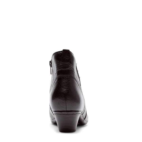 Cobb Hill by Rockport Women's Laurel Riveted Leather Side Zip Boot (Black)