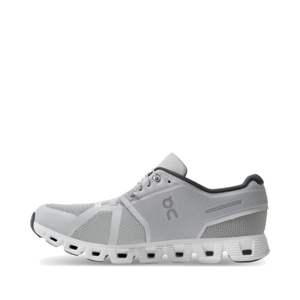 On Men's Cloud 5 Sneaker in Glacier/White