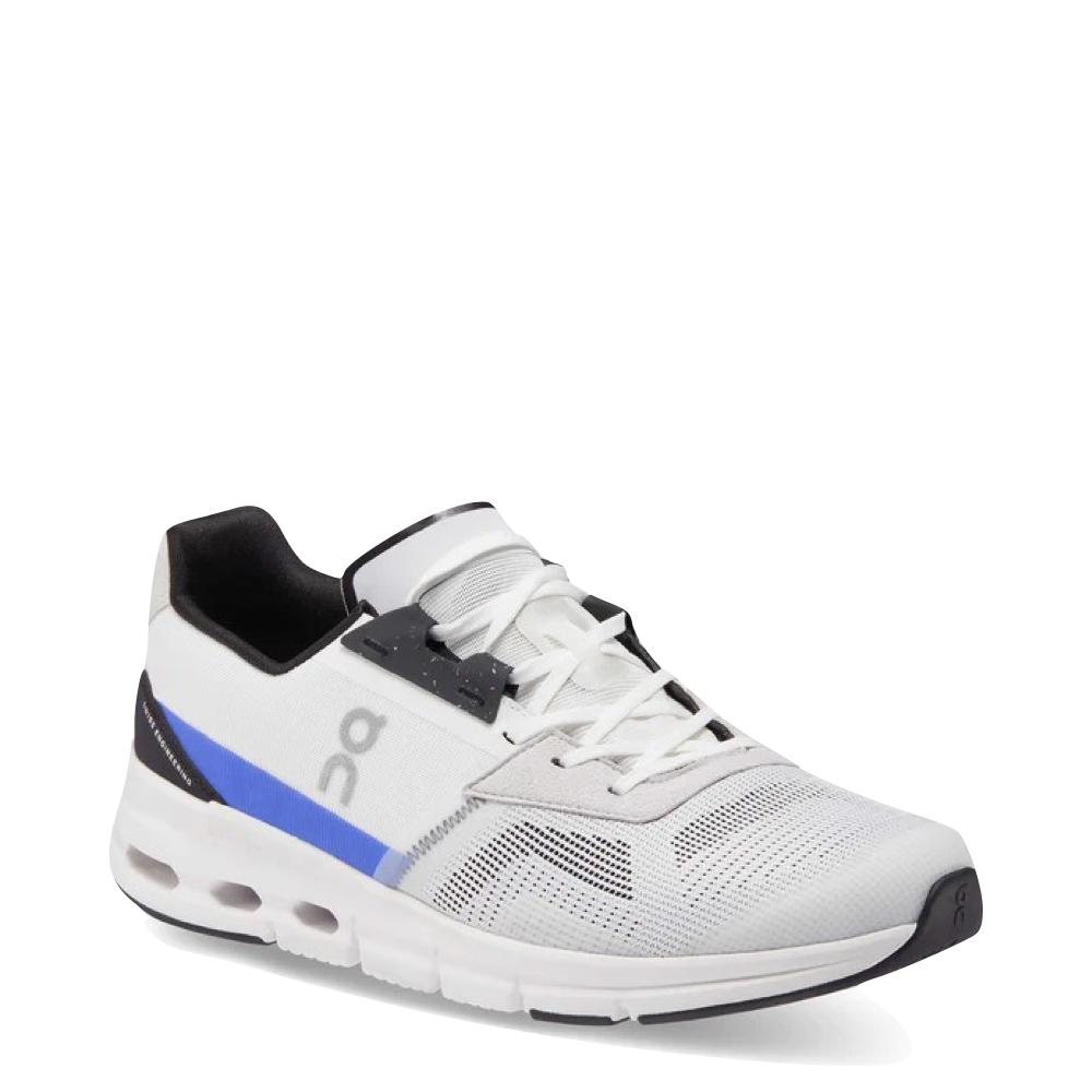Mudguard and Toe view of On Cloudrift Sneaker for men.