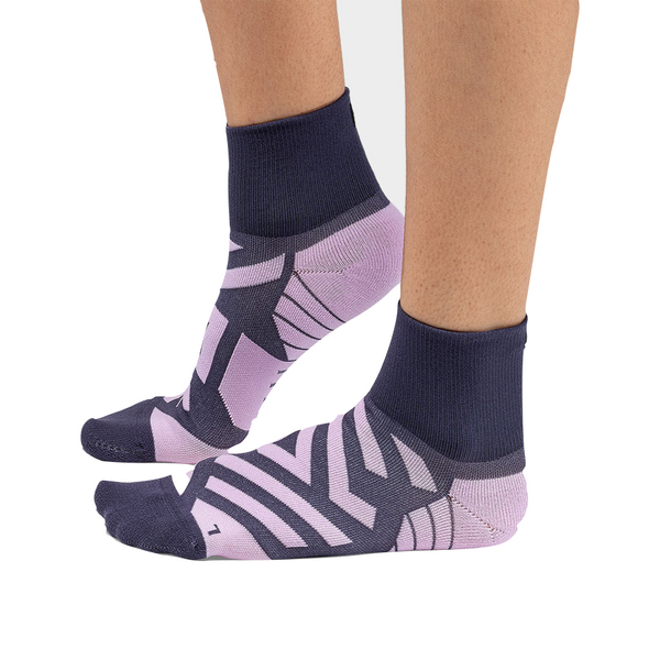 On Women's Performance Mid Sock