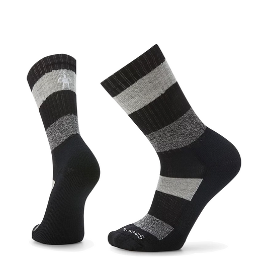 Side (left) view of Smartwool Everyday Barnsley Sweater Light Cushion Crew socks for men.