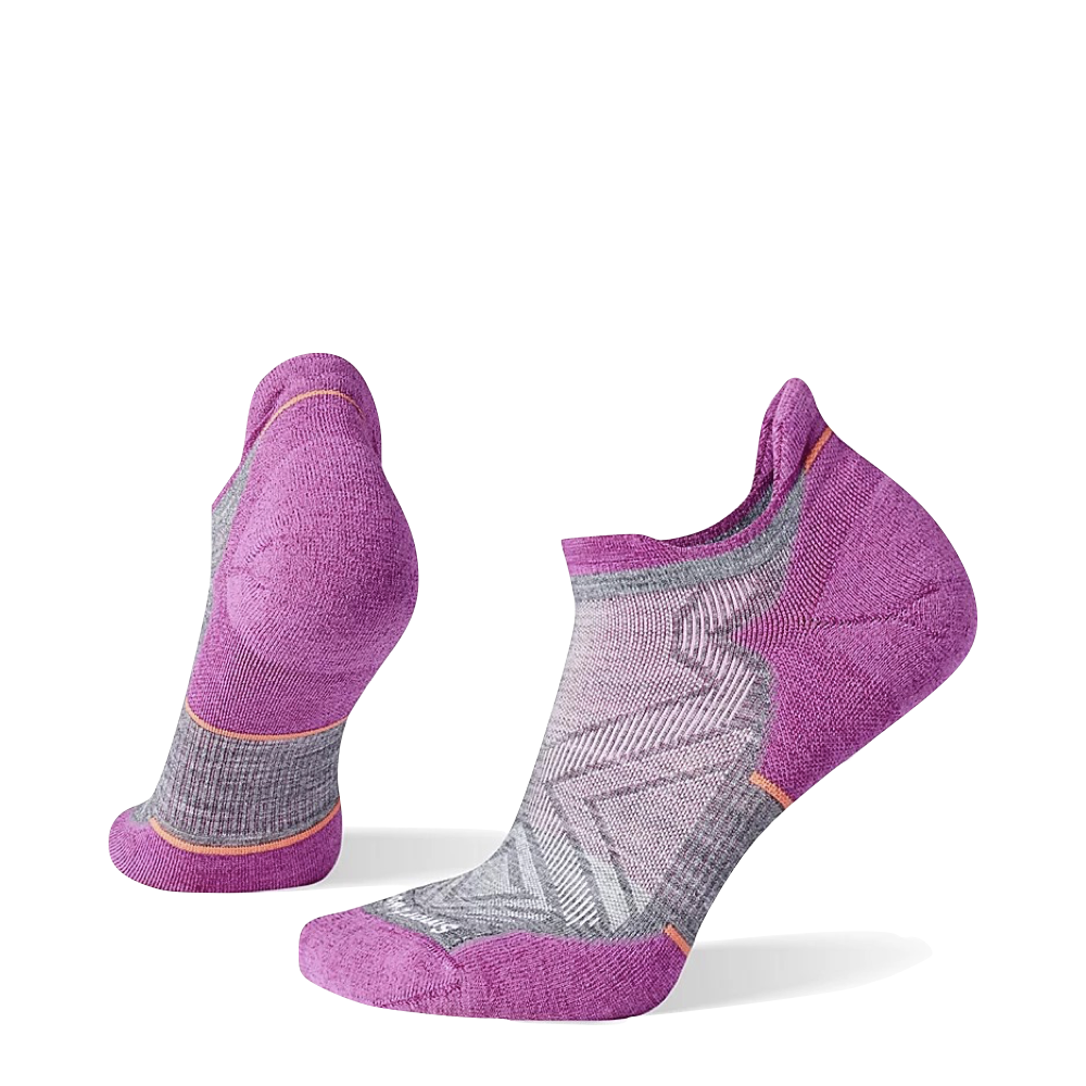 Side (left) view of Smartwool Run Targeted Cushion Low Ankle socks for women.